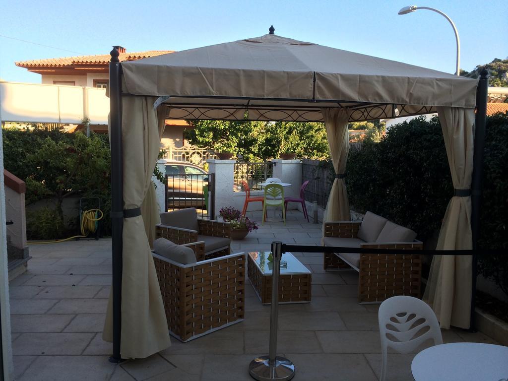 Olive Garden & Petite Maison Posada  Extérieur photo