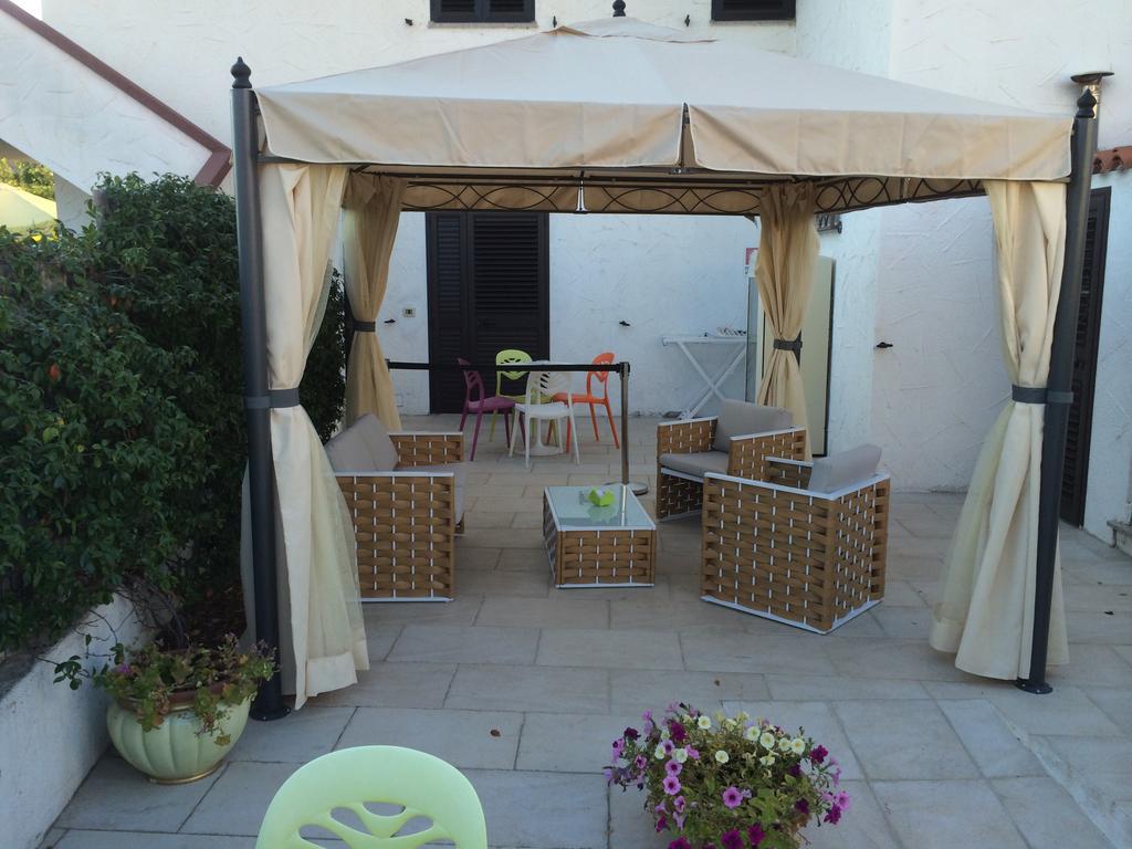 Olive Garden & Petite Maison Posada  Extérieur photo