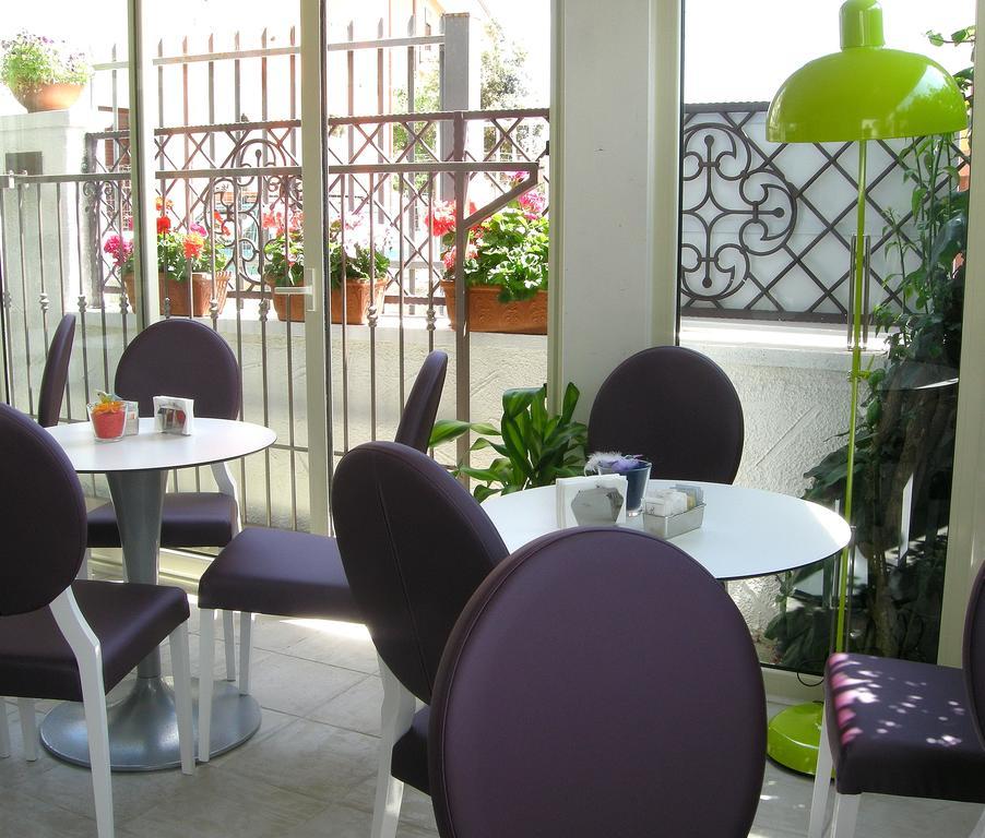 Olive Garden & Petite Maison Posada  Extérieur photo